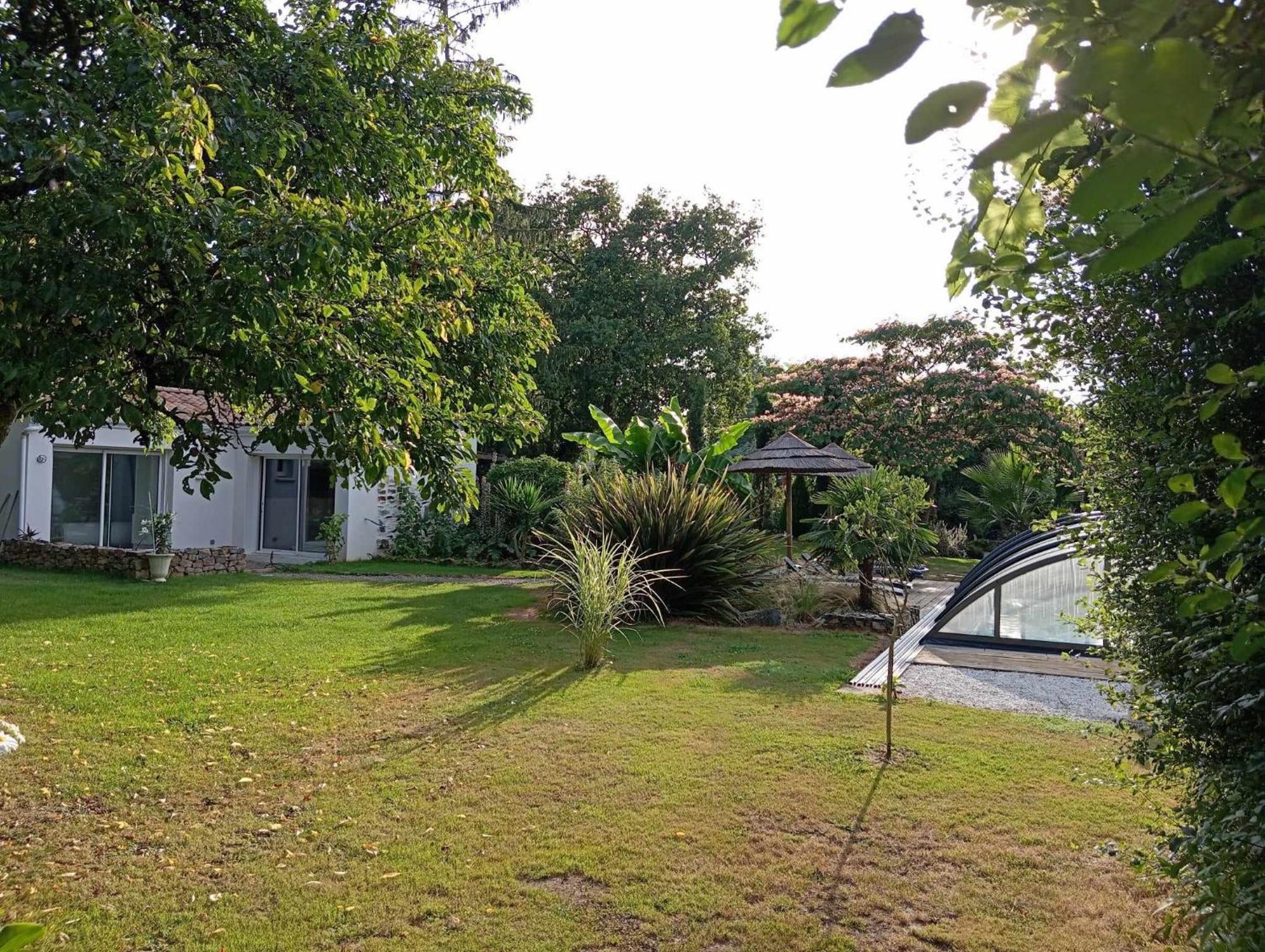 Le Champ-Saint-Pere Mas Des Vignes Piscine Chauffee B&B 외부 사진